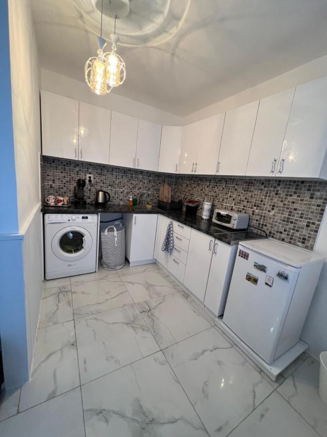 Midtown Apartment Kŭrdzhali Eksteriør bilde