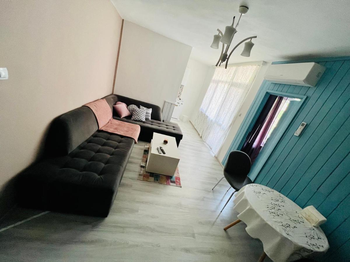 Midtown Apartment Kŭrdzhali Eksteriør bilde